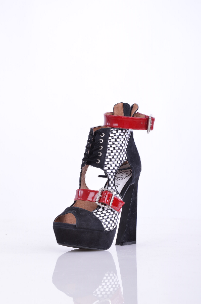 Туфли JEFFREY CAMPBELL Туфли JEFFREY CAMPBELLЖенская обувь<br>Замша, эффект лакировки, ремешки, узор в клетку, ремешок на щиколотке, скругленный носок, резиновая подошва, обтянутый каблук. <br> Высота каблука: 14 см<br> Высота платформы: 3.5 см <br>Страна: США<br><br>Высота каблука: 14 см<br>Высота платформы: 3.5 см<br>Материал: Натуральная кожа<br>Сезон: ЛЕТО<br>Коллекция: Весна-лето<br>Пол: Женский<br>Возраст: Взрослый<br>Цвет: Разноцветный<br>Размер RU: 37